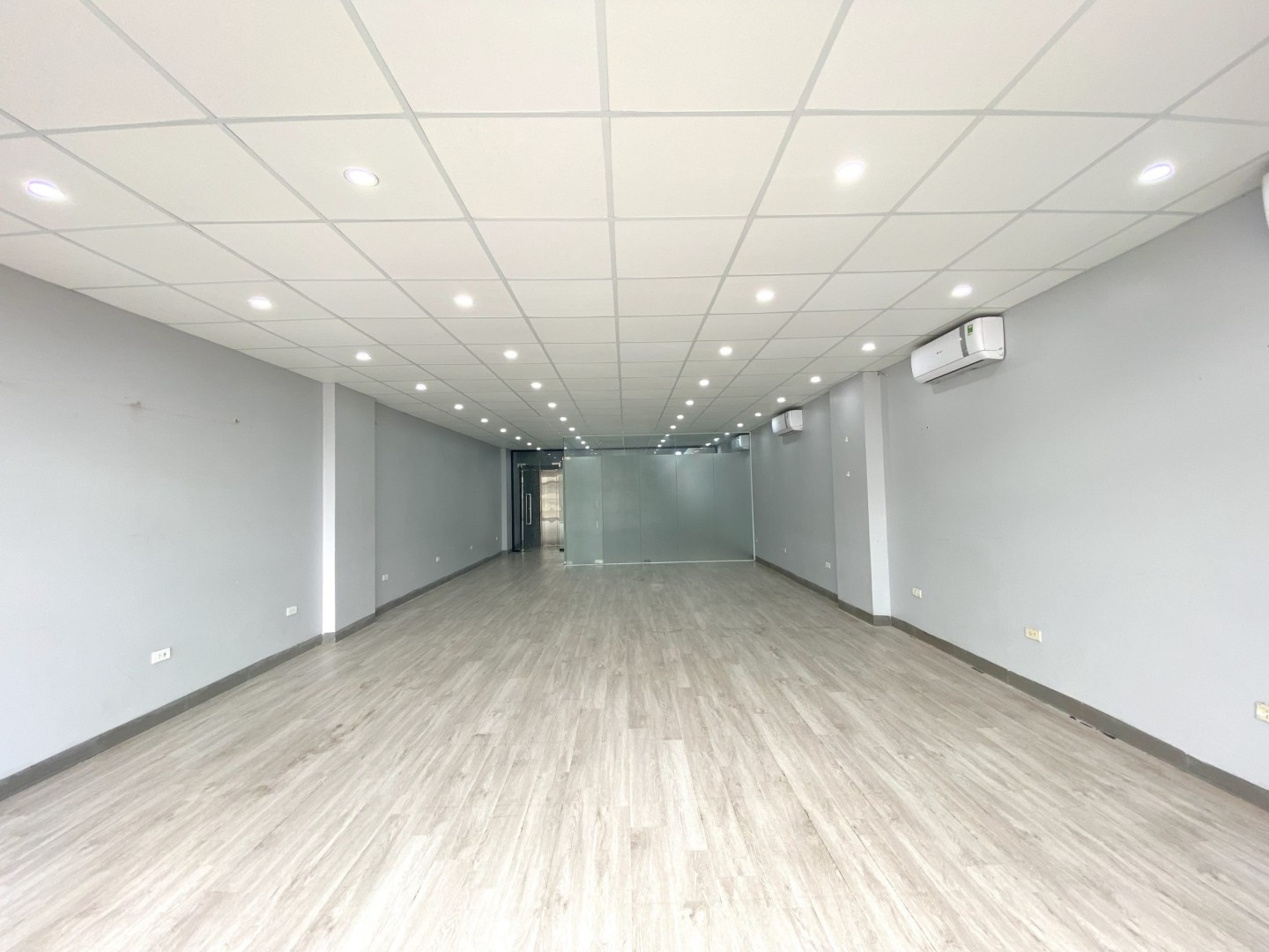 Tòa nhà Số 11B – Ngõ 41 – Thái Hà – Đống Đa<