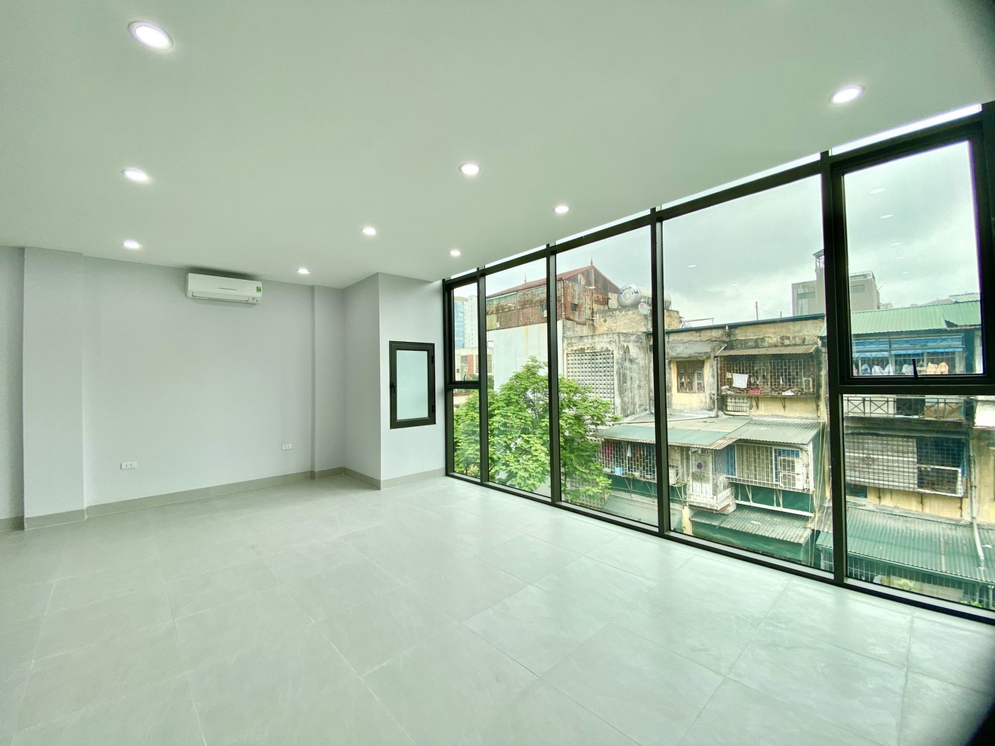 Tòa nhà Số 3 – A24 – Ngõ 385 Hoàng Quốc Việt – Cầu Giấy<